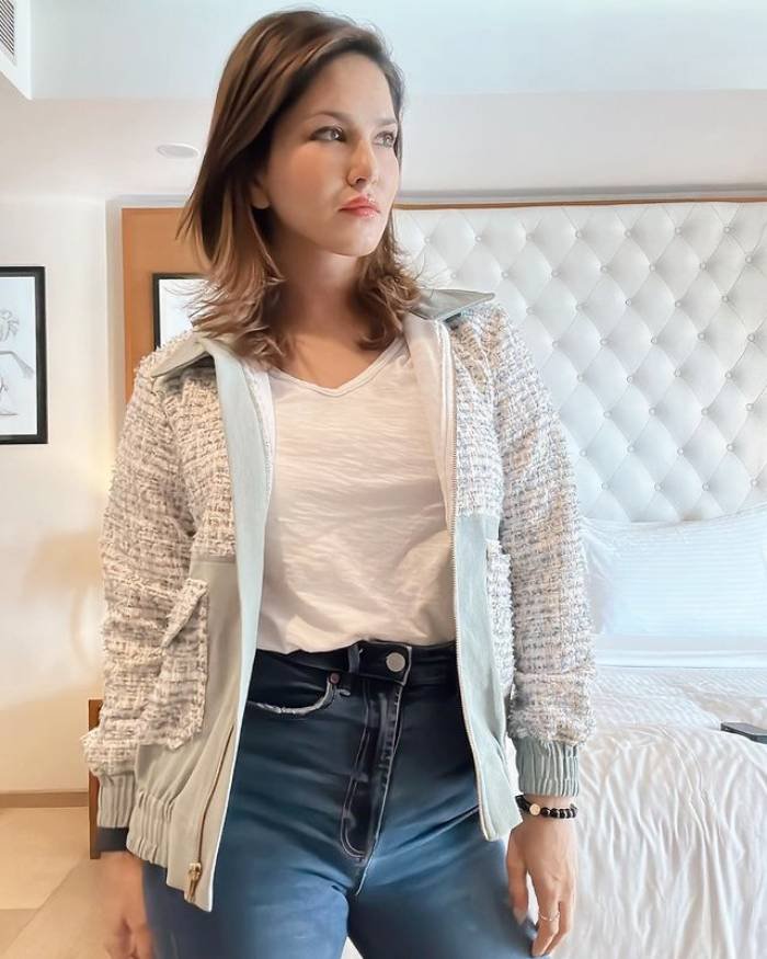 sunny leone_teluguvox 4